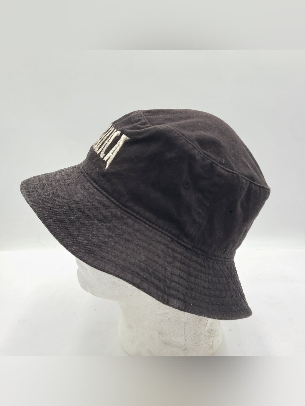 B55 Vintage Metallica Band Embroidered Bucket Hat Black Size S/M - Picture 2 of 6